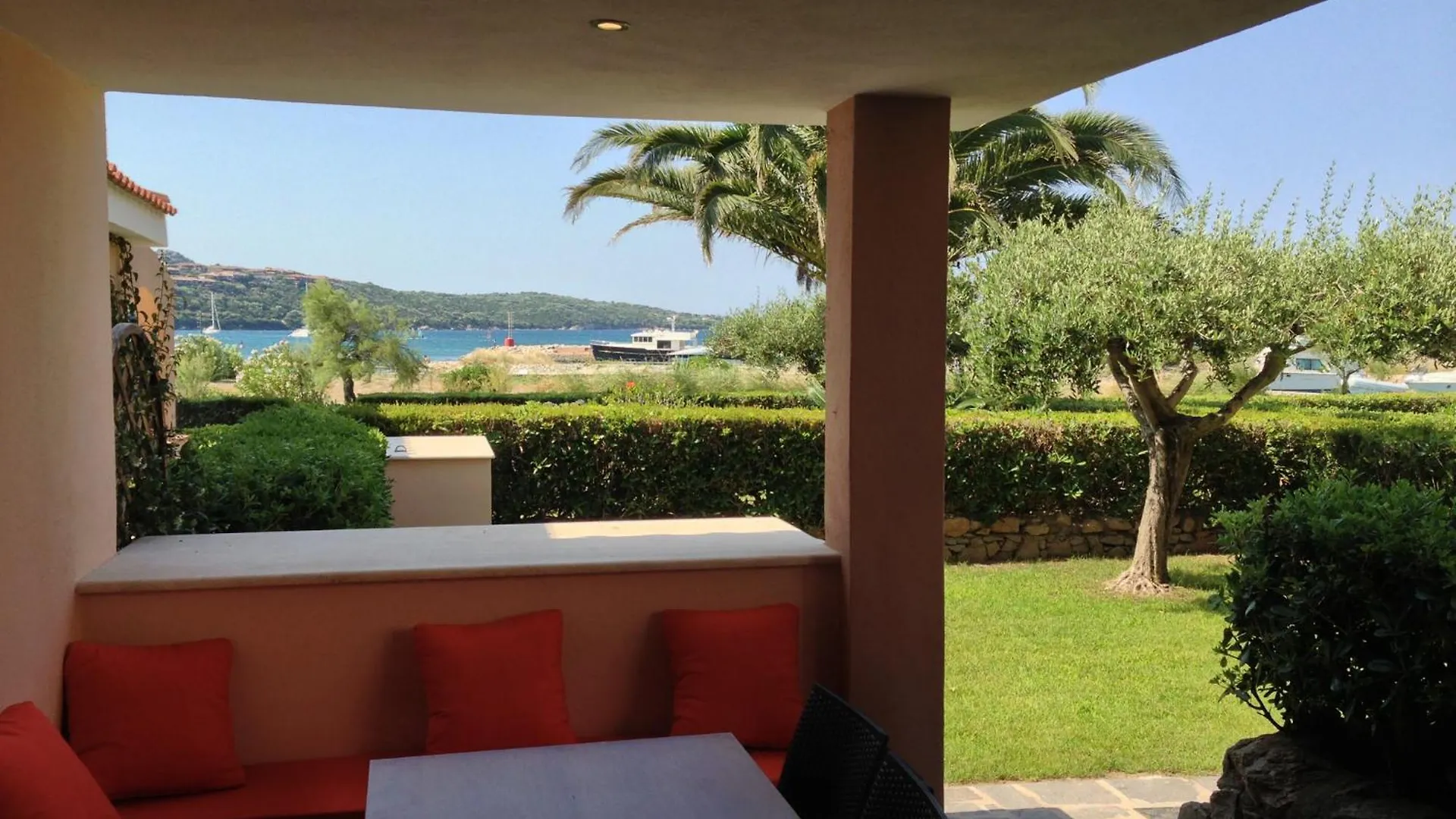 Sardegna Beach Cala Reale Marinella  Aparthotel